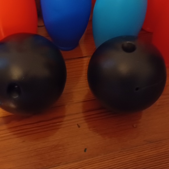 BOWLING BALL PLASTIC SET FOR KIDS!! - Picture 2 of 4
